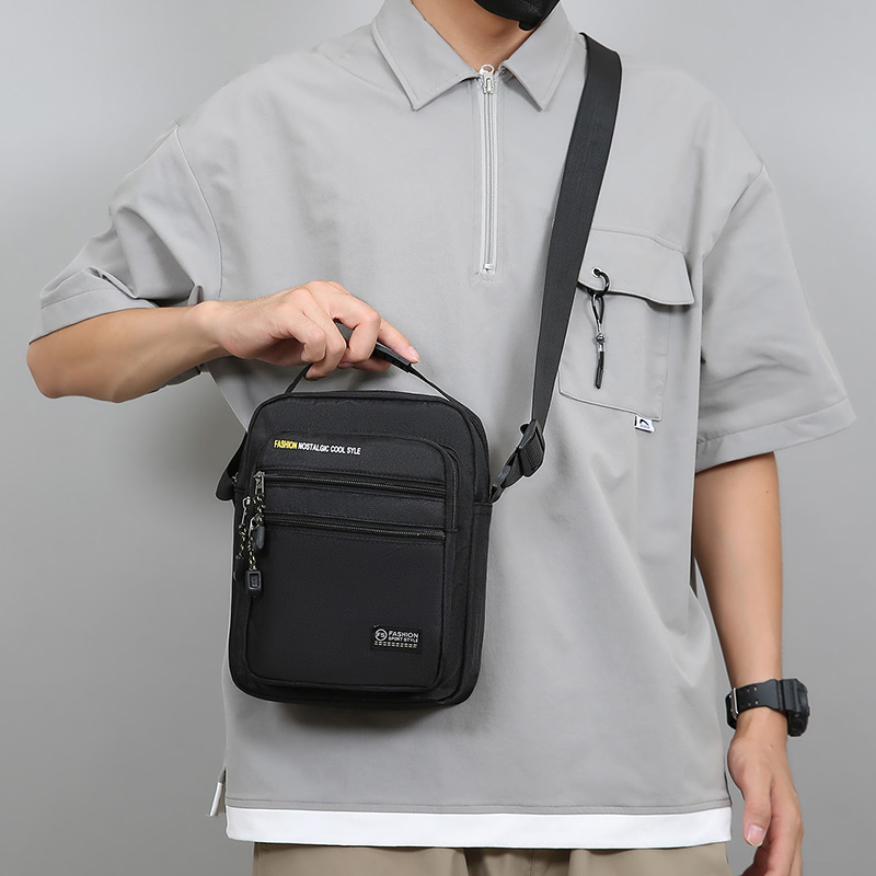 حقيبة كتف رجالية جديدة من أكسف - مراجعة Tablet Shoulder Bag وسعره