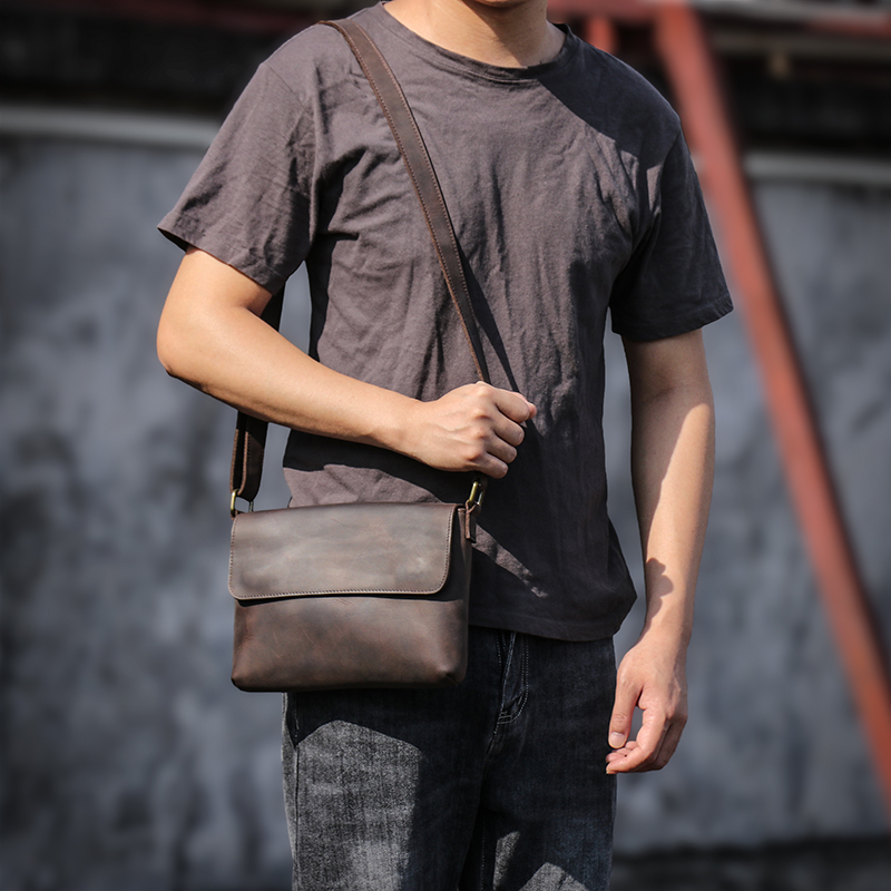 حقيبة كتف من الجلد الأصلي GURO - مراجعة Tablet Shoulder Bag وسعره